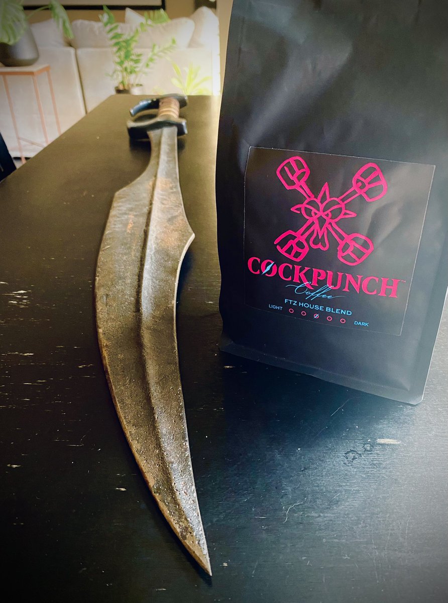 Off to wreck shop at the eightfold arena.

House o’ blades fo lyfe.

#dragonsdontbark

<a href="/cockpunch/">CØCKPUNCH ™</a> <a href="/tferriss/">Tim Ferriss</a> <a href="/HouseAmekawa/">House Amekawa</a>