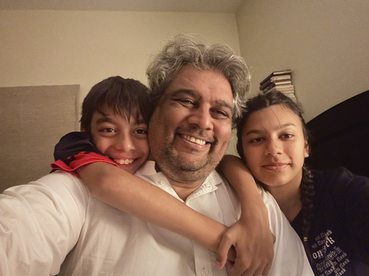 SachaZaidi's tweet photo. We miss our father being at home. He guides us through our tough times and we are unable to help him through his. He has done nothing but serve Pakistan with honesty. Bring our father back home safely. We love you baba hope you come back home soon. @AliHZaidiPTI 
#ReleaseAliZaidi https://t.co/fsqOVzeOPb