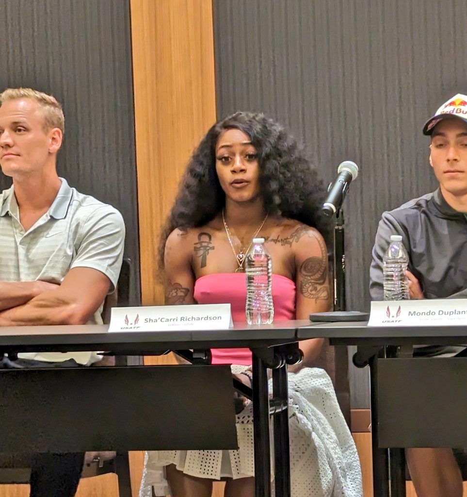 Sha'Carri Richardson channels Marshawn Lynch at the LA Grand Prix press conference.

"As a great athlete once said, I'm really only here so I don't get fined."

Goes on to say a lot more. Her goal for 2023? 

"Do what I should have done these last two years"
#ContinentalTourGold