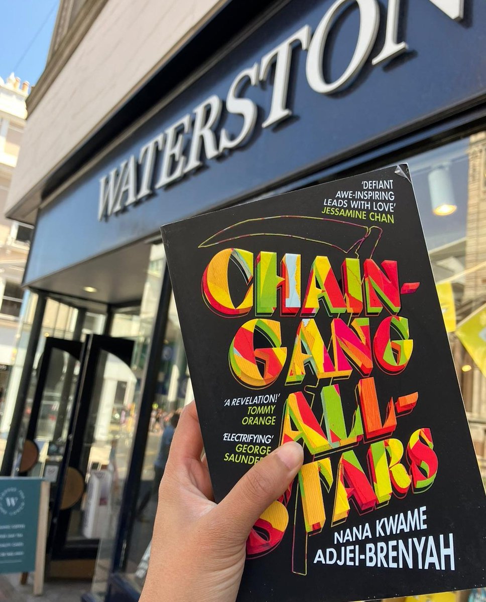 malissamist's tweet photo. Went to Brighton today, and gave some proofs a new home with some wonderful bookshops - enjoy Chain-Gang All Stars! @WaterstonesHove @CityBooksinHove @KemptownBkshop @AfroriBooks @BrightonWstones https://t.co/meeM2IS9ss