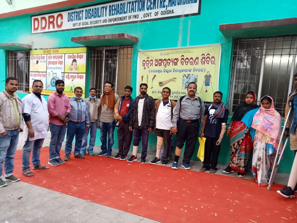 SSEPD2's tweet image. Fitment of Prosthesis/Orthosis  to #PwDs by #DDRC, Mayurbhanj. @CMO_Odisha @Ashokpandabbsr #Prosthesis #Orthosis #Mayurbhanj #ArtificialLimb #BBSA #OdishaCares #DisabilityCare #DisabilityWelfare