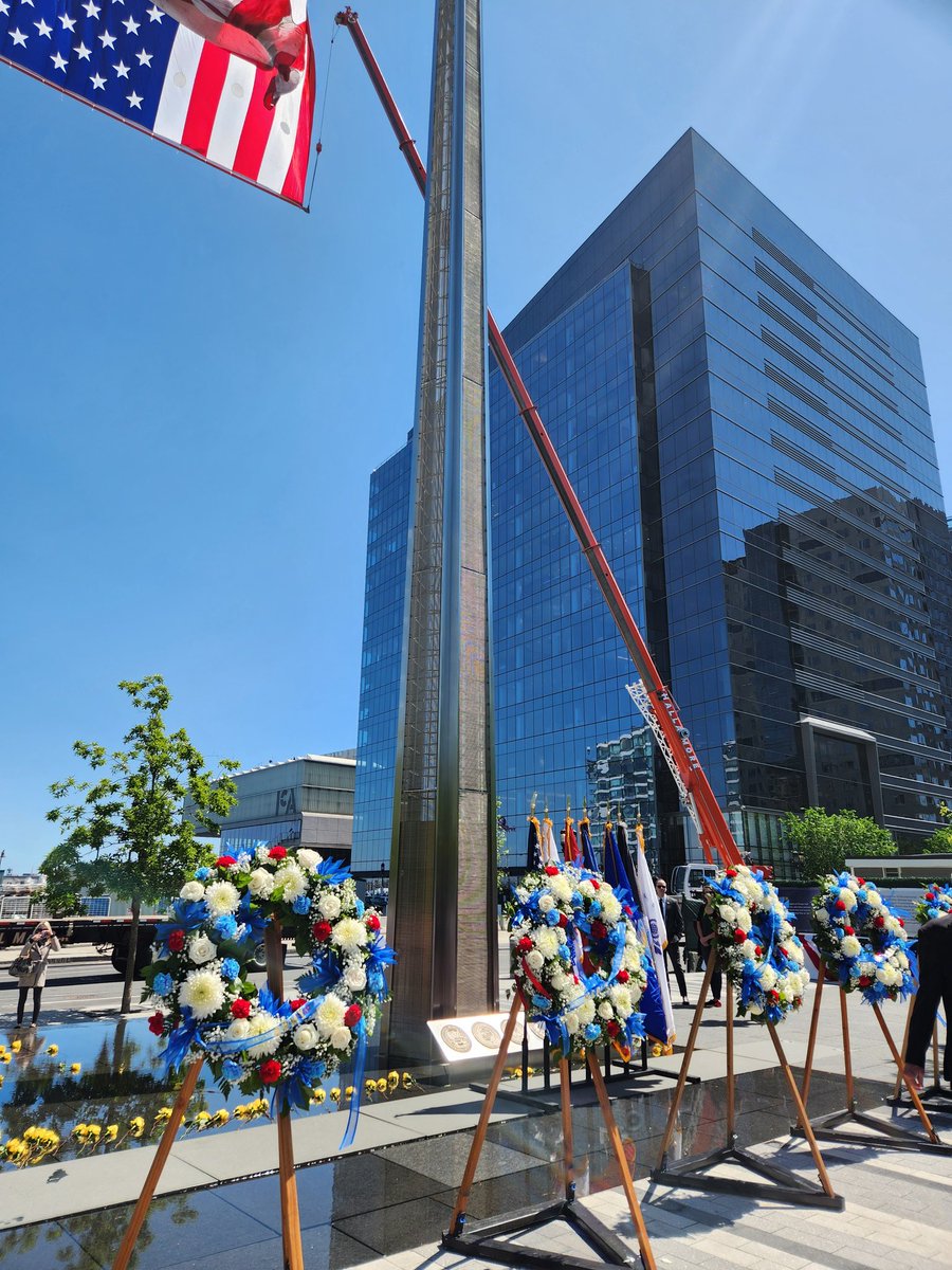 Absolutly stunning rededication of the @MAFallenHeroes Memorial honoring Gold Star Families and our fallen heroes this morning.

 May your Memorial Day be full of beautiful memories of your loved ones & the sacrifices that they made for all of us.