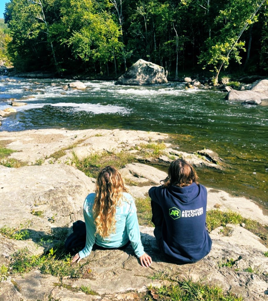 AdventuRecovery's tweet photo. Nothing better than time having new #adventures #outdoors with like-minded advocates and enthusiasts who wish to help others β‘οΈπΏπ₯π #endthestigma #mentalhealth #outside #naturemedicine #adventurerecovery https://t.co/RemYbcJI7h