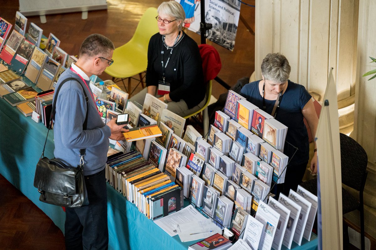 Amsterdam University Press @AmsterdamUPress and Arc Humanities Press @ArcHumanities are also back at the #IMC2023 Bookfair once again! Make sure to come to the Parksinson Court in July to browse their wares. Or find them online: aup.nl/en/ and arc-humanities.org