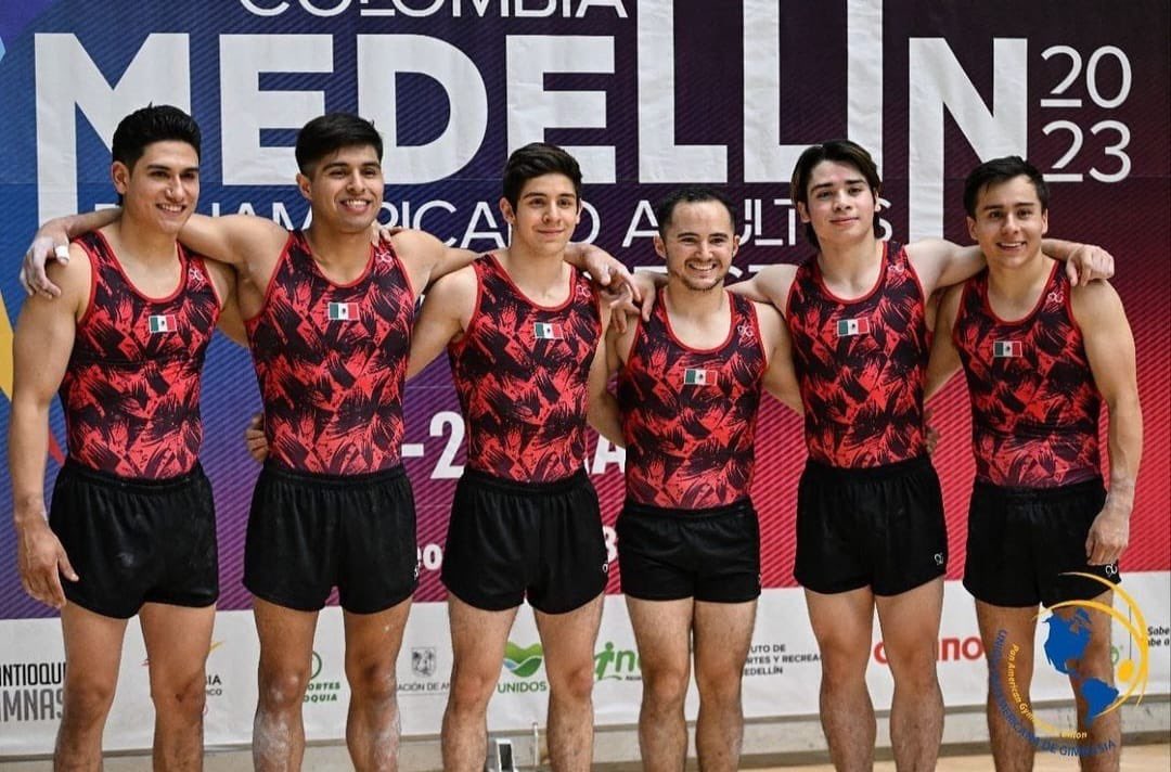 conadeoficial's tweet photo. ¡TODO LISTO! 🇲🇽 🤸‍♀️

El equipo mexicano, varonil y femenil, disputará el Campeonato Panamericano Adultos de 𝗚𝗶𝗺𝗻𝗮𝘀𝗶𝗮 𝗔𝗿𝘁𝗶́𝘀𝘁𝗶𝗰𝗮 #Medellín2023 🇨🇴; será del 26 al 28 de mayo y es clasificatorio al Mundial de la especialidad y Juegos Panamericanos @santiago2023. https://t.co/twXtRCsmbQ