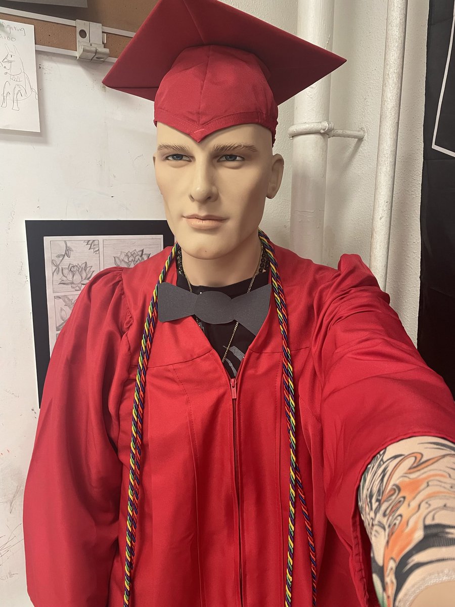I’m ready for graduation. <a href="/wfhs_coyotes/">WFHS COYOTES</a>  <a href="/WFISDFineArts/">WFISD Fine Arts</a> <a href="/ChrisMayfield75/">Chris Mayfield</a>