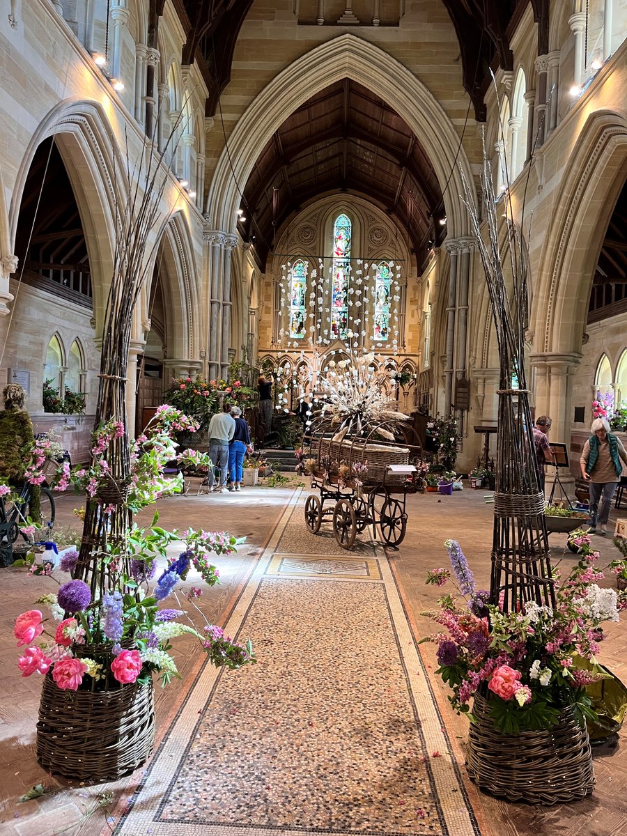 CountryHouseCompany tweet media