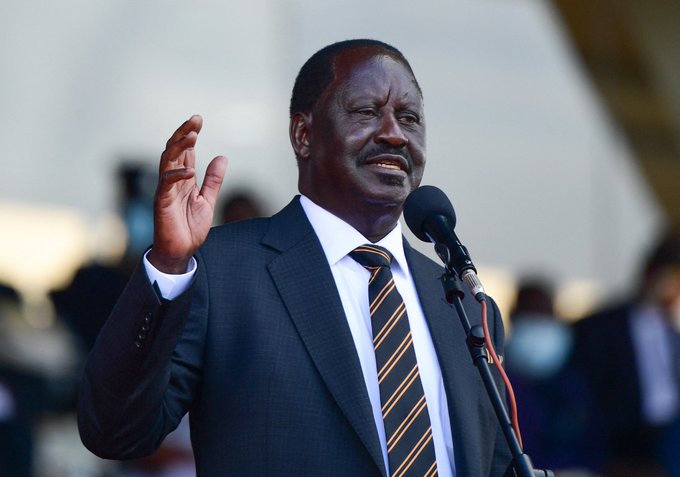 Who has Kenya's interests at heart? 

Retweet 🔁 for Raila Odinga

Like ❤️ For William Ruto

Vote❤️ 🫰