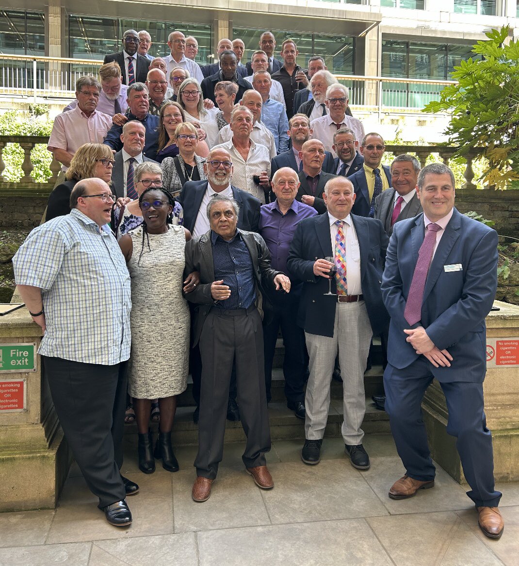 Steve White (@stevewhiterail) on Twitter photo For the first time in four years we held a long service and retirement lunch today for <a href="/Se_Railway/">Southeastern</a> colleagues who had accrued well over 1000 years between them. Thank you for your service ππ For the first time in four years we held a long service and retirement lunch today for <a href="/Se_Railway/">Southeastern</a> colleagues who had accrued well over 1000 years between them. Thank you for your service ππ