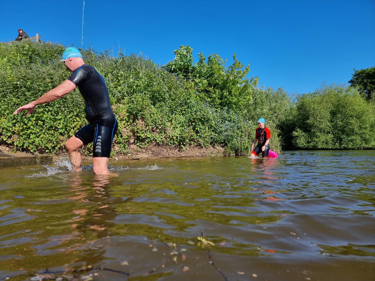 swimrunner tweet media