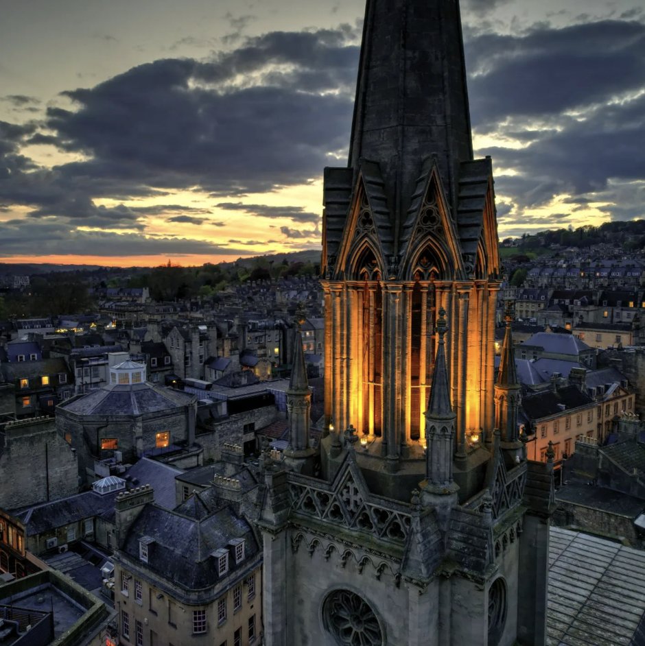 Beautiful Bath. Beautiful Britain 🥰.

Are you going on an adventure this summer?

📸 bathandwestdrones on Instagram

#Bath #BathCity #LittlePiecesOfBritain #CapturingBritain #BeautifulDestinations