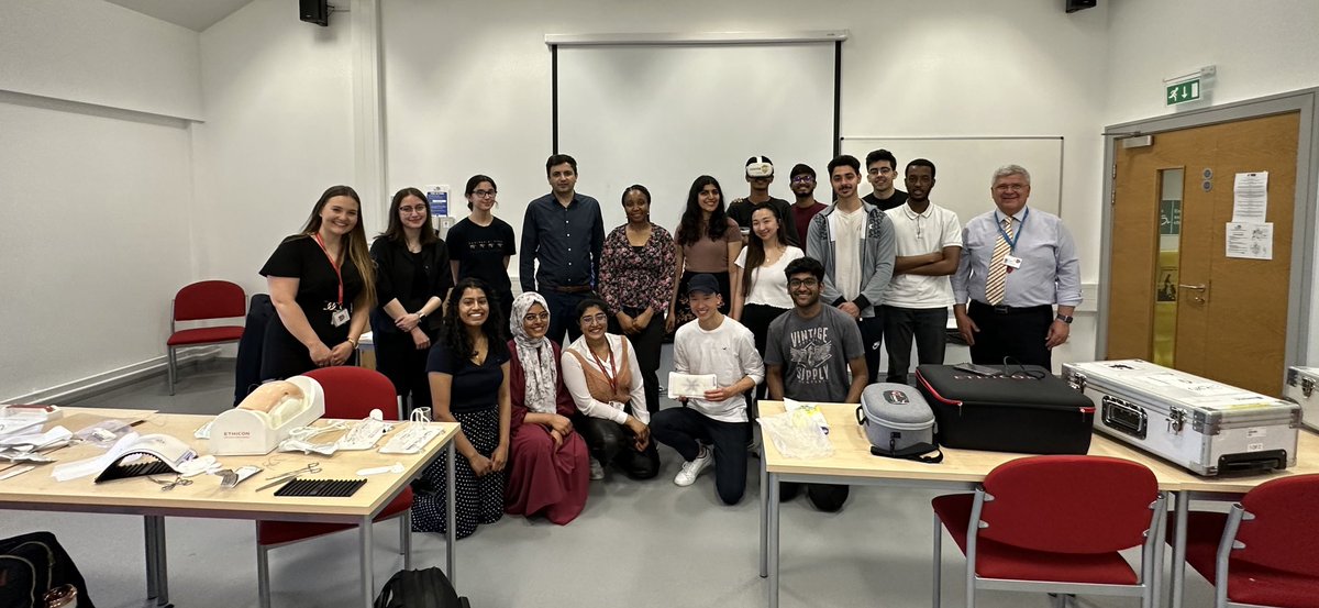 26/05/2023: ASU Surgical Skills Course for MBBS UClan Students. Amazing attendance and performance. Thank you so much yo Asif, one of our Trainees and Kate from Ethicon for the great support. Next one after the summer.