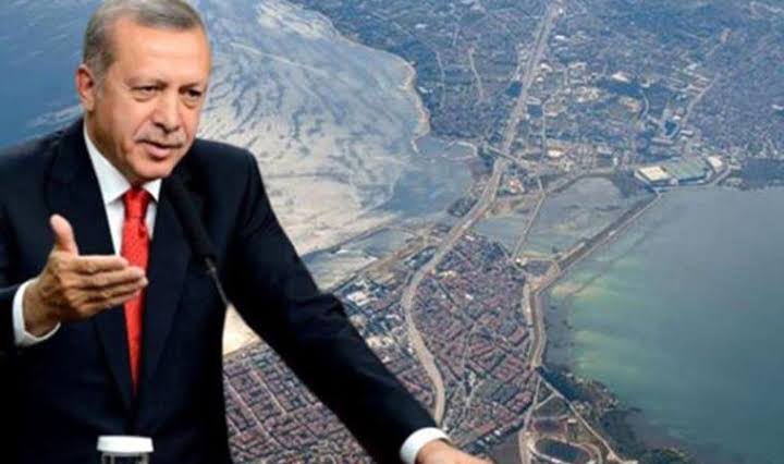 Recep Tayyip Erdoğan: 

'Pazar günü neticeye göre Kanal İstanbul'la ilgili adım atacağız.'