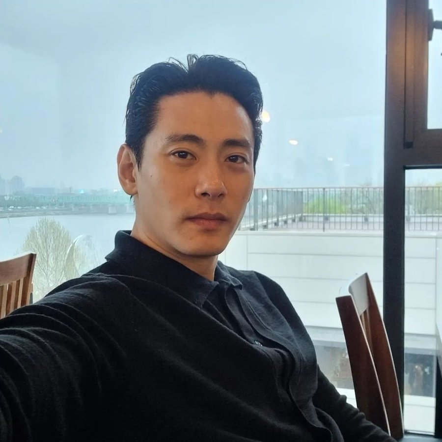 TEO YOO 유태오 tweet media
