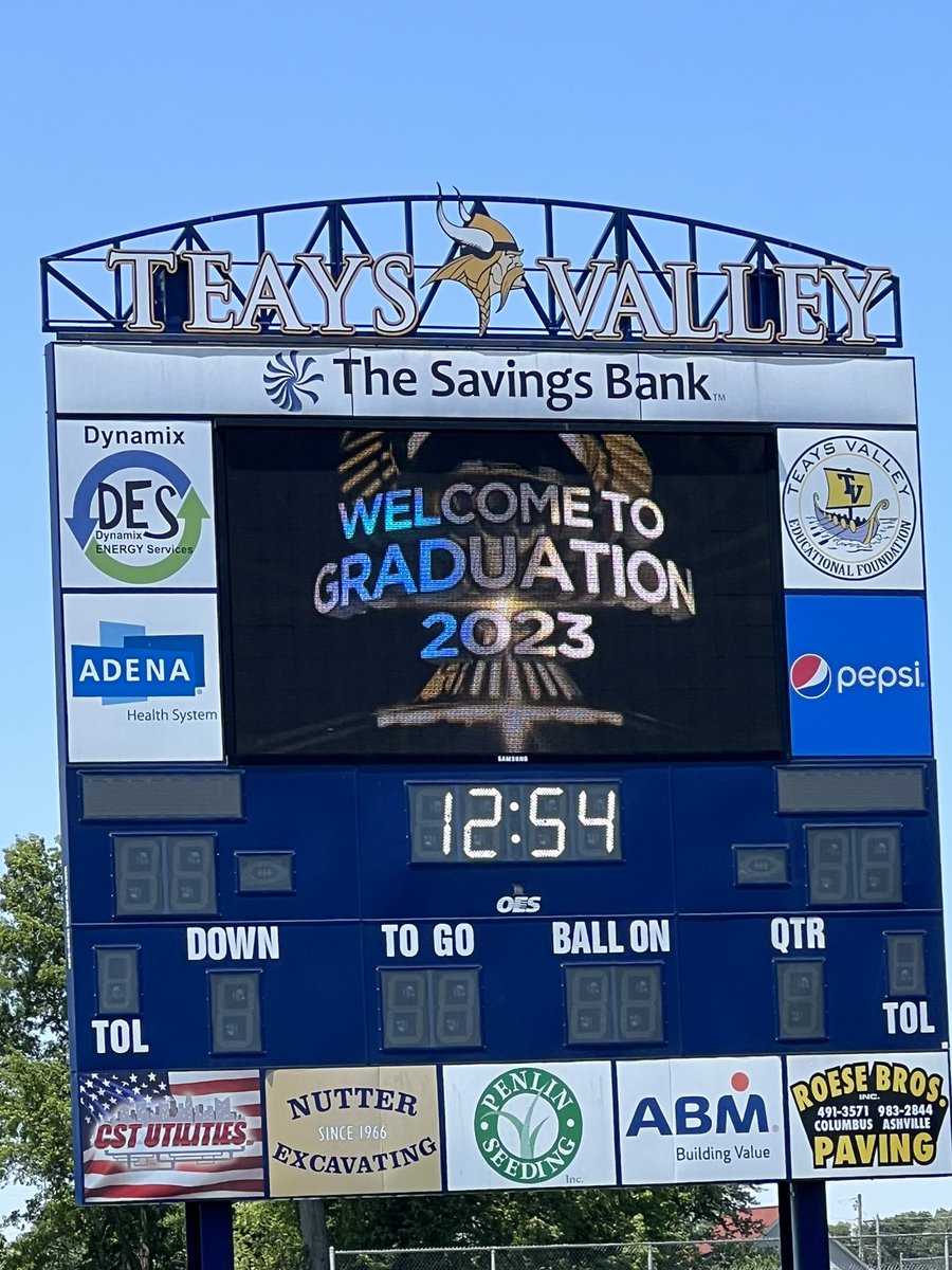 TvlsdV's tweet image. Looking forward to celebrating our 265 Viking seniors tonight. Go Vikings!