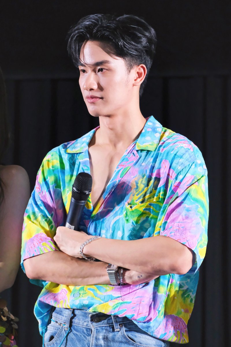 260523 𓏔 #TheLittleMermaidTH #SFxTheLittleMermaidDay2
#SFcinema #เตนิว 

I'm ready to know what the people know 

——————————— ⟢ ˚⊹
◜ #Tawan_v 𓎛 #Newwiee ◞
˗ˋˏ #takenbyyves◞♡ ˎˊ˗