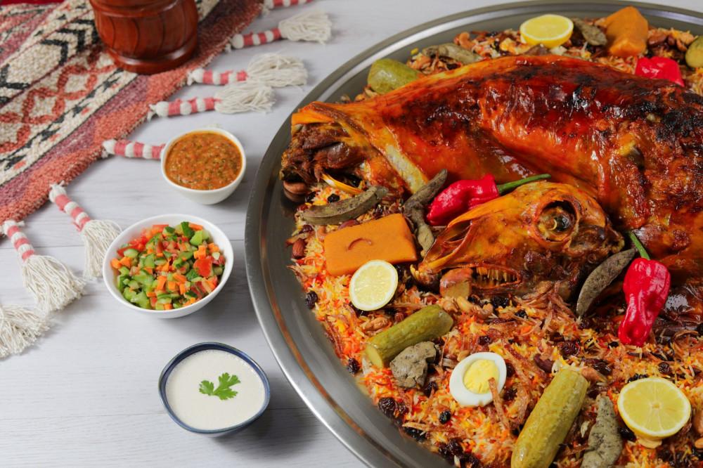 <a href="/vip9tasi/">‏Bader ‏</a> والله أنك كفوو  حنا  مع البدر على الدسم واطباق النعم 
وناس تستنا خراب مايو  حتى مايو ماخلص طولها معهم 😂