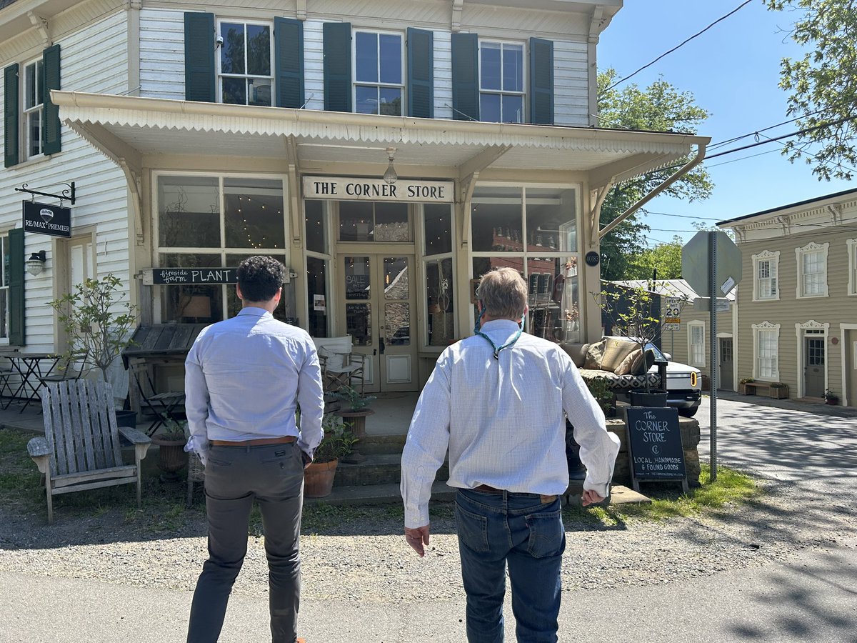 HD-30 Road Trip! What a fun day driving across the district and hearing from experts on all things rural VA. We even got to stop by the brand new Sweet Run State Park — opening soon!

📍Middleburg
📍Purcellville
📍Round Hill 
📍Lovettsville 
📍Lucketts 
📍Waterford