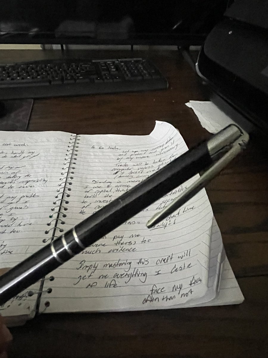 pakachiv2's tweet image. Next,

Grab one of these 🖊️🖊️
Shoutouts to ambidextrous folks, y’all cool af 💪🏽
#notone