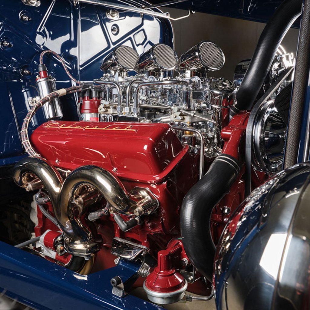 modernrodding's tweet image. The body is based on an original ’32 Ford Tudor sedan that is chopped 2 inches, and the rear window lowered 1 inch... Read the full article. #ModernRodding inthegaragemedia.com/1932-ford-tudo…