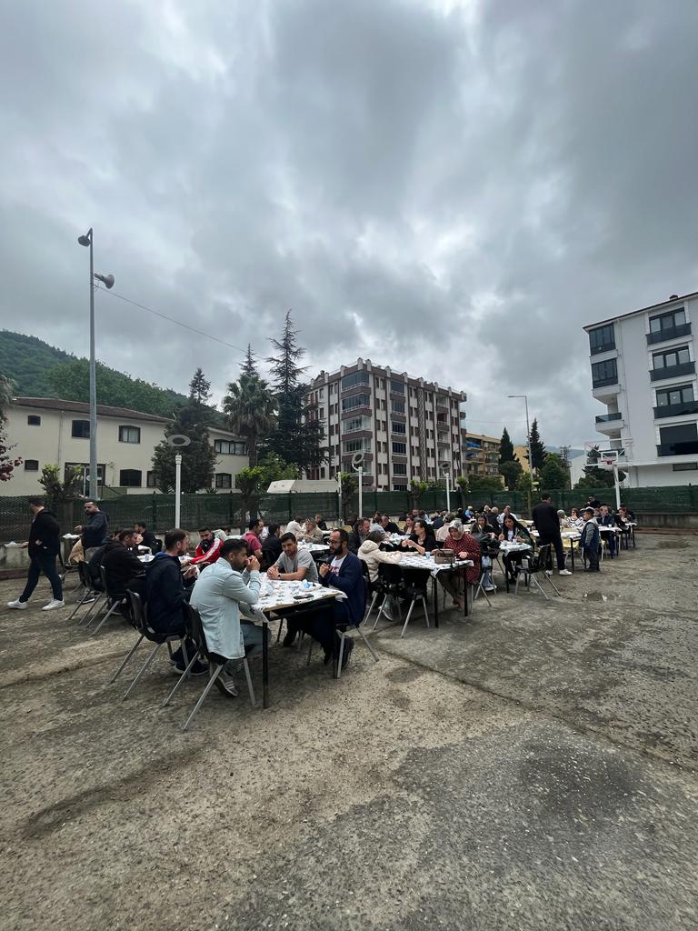 Turizm Haftasını(21-27 Mayıs )Kutladık
Turizm Haftası /Türk Mutfağı  kapsamında Ayancık Mesleki ve Teknik Anadolu Lisesi pansiyonunda yöresel ağız tadımız olan Keşkek,Lokma tatlısı ve Ayran ikram ettik….