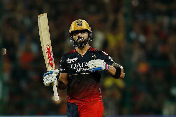 BluntIndianGal's tweet photo. Scoring a hundred in a must win match against GT isn't as easy as Virat Kohli made it look like https://t.co/ZBt1MFBQRJ
