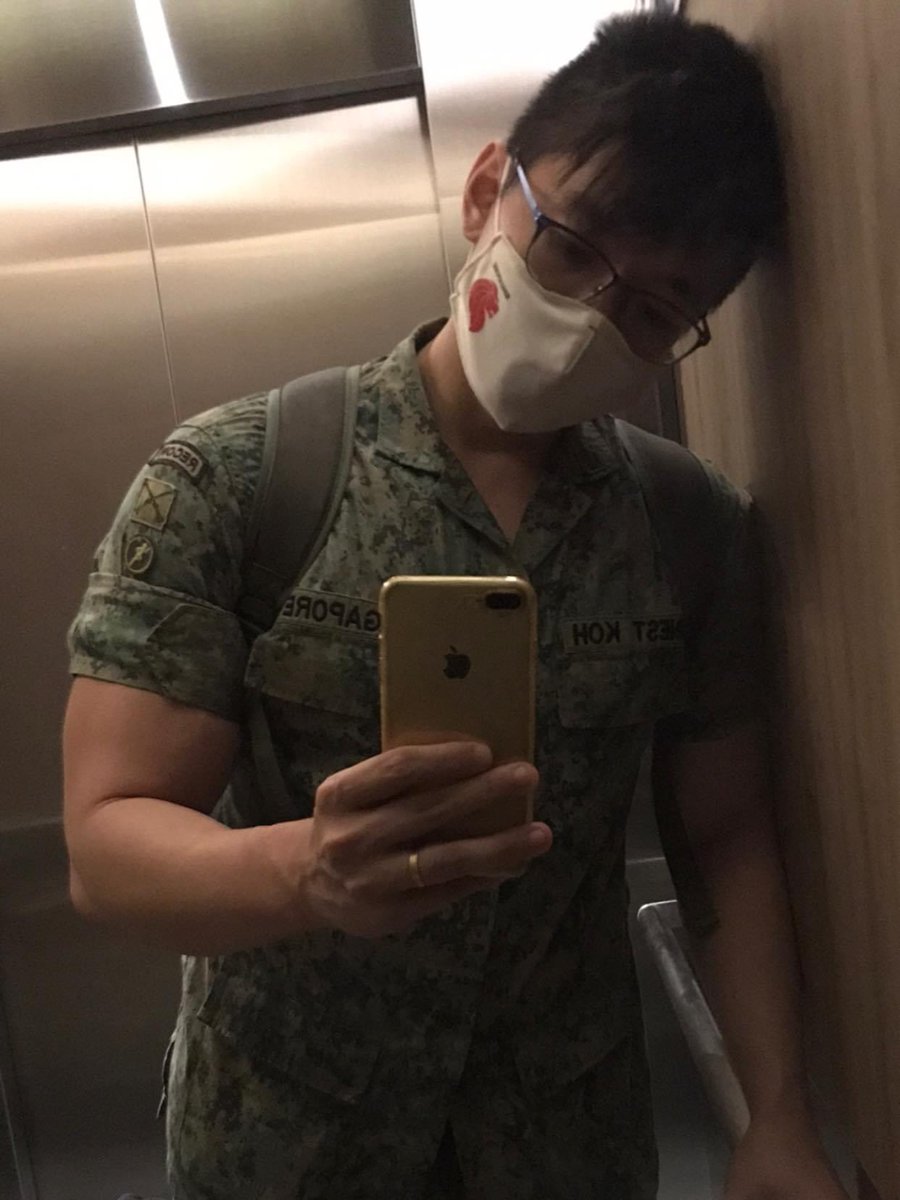 ek_sirius's tweet photo. Shagged! Need a good massage! #military #armyboy #sgboy #uniform #armyboi https://t.co/GJkas82aMd