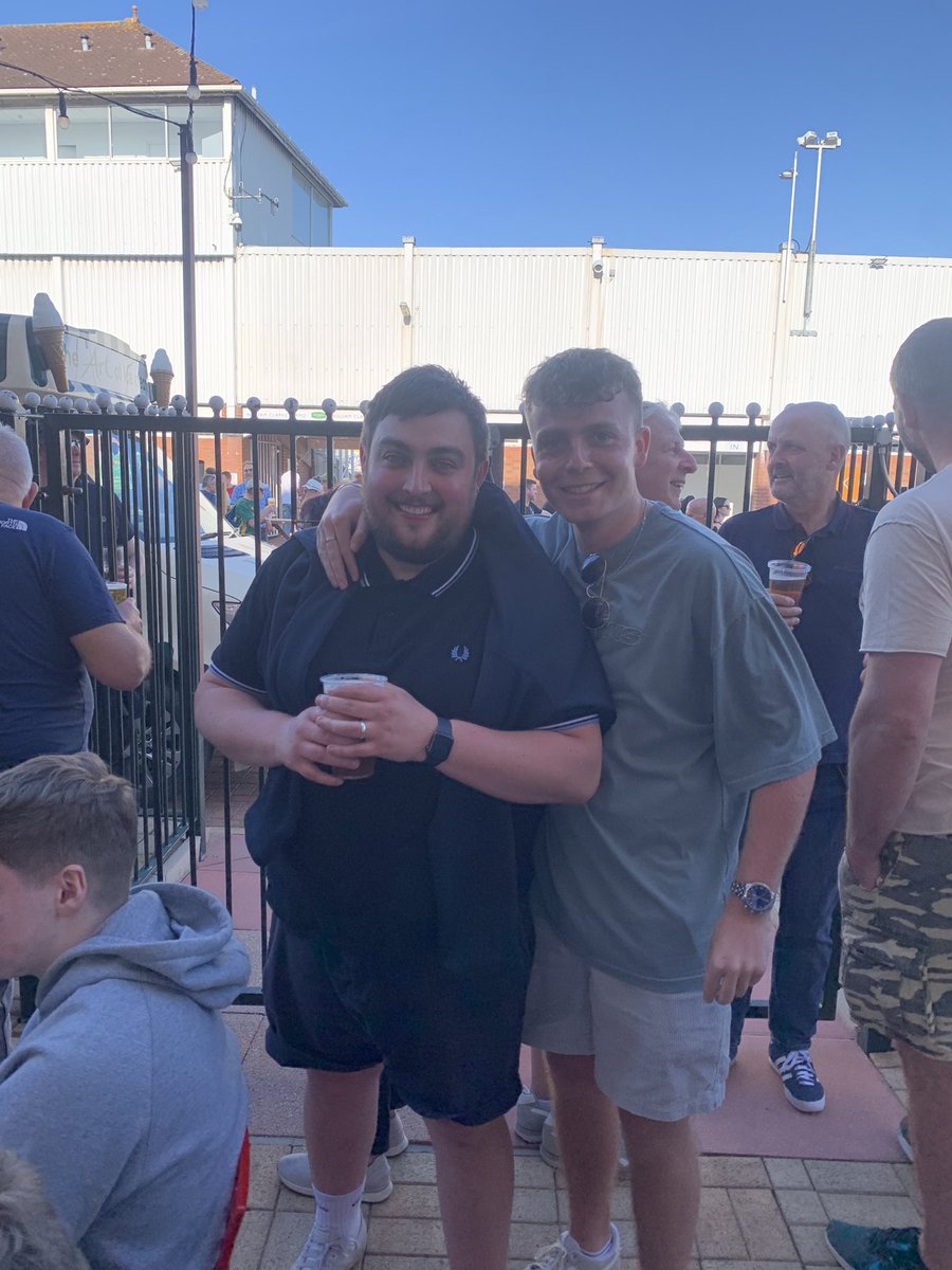 ScothernCC's tweet photo. Our skipper and friend of the club @dannymccardell enjoying the evening sun in the TBI #UpTheScoth https://t.co/uinouY1ZZB