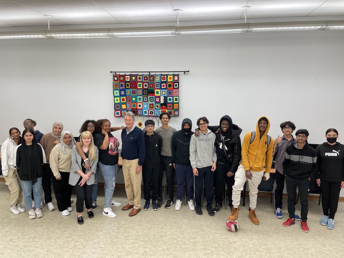 John McKay (@johnmckaylib) on Twitter photo It was a pleasure to meet with the bright students at <a href="/TheHill_WHCI/">West Hill C.I.</a>.📚
We had an insightful Q&A discussion with some impressive questions about the inner workings of our 🇨🇦government! It was a pleasure to meet with the bright students at <a href="/TheHill_WHCI/">West Hill C.I.</a>.📚
We had an insightful Q&A discussion with some impressive questions about the inner workings of our 🇨🇦government!