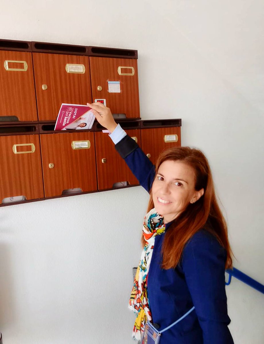 MPerdiguero_'s tweet photo. ✌🏻 Cuando decimos que somos cercanos y estamos en la calle, lo decimos de verdad. 

📮 El resto de partidos de #SanSe contrata el buzoneo de papeletas. Como @VecinosSanSe somos un partido local real, lo hemos hecho nosotros. https://t.co/w8WdTmywSa
