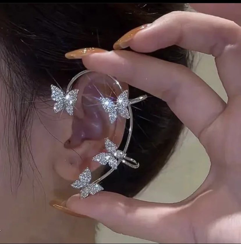 XIV_EMPORIUM's tweet photo. Earrings cuff
🏷️2,500NGN.
To place an order:
Send a DM 
Click on the link in the bio to check out the business website.
WhatsApp: 09032875992
Style starts here…🛍
Delivers nationwide.
Offers wholesale and dropship
#xiv_emporium https://t.co/SRiRTxWLJA