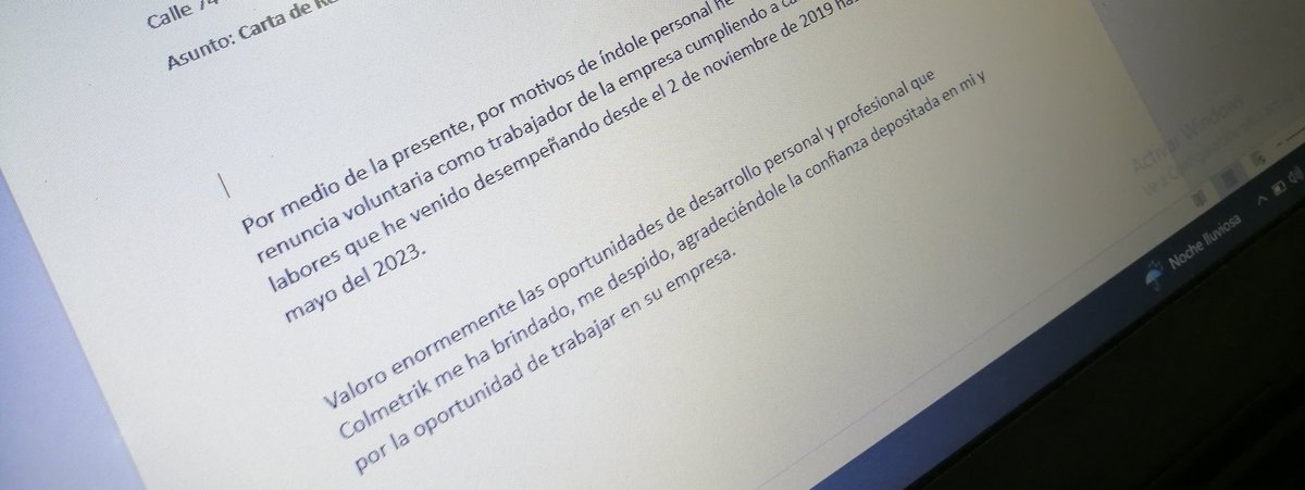 JairPrieto95's tweet image. Hoy es un día de sentimientos encontrados.
Renunció a un "buen" trabajo, a mi emprendimiento que duro más de 5 años y se que transformó vidas que era su finalidad, por aventurar en otro país.
Tengo temor lo admito, pero son aún más grandes mis ganas, actitud y energía. 
✨🫶🏻🙌🏻