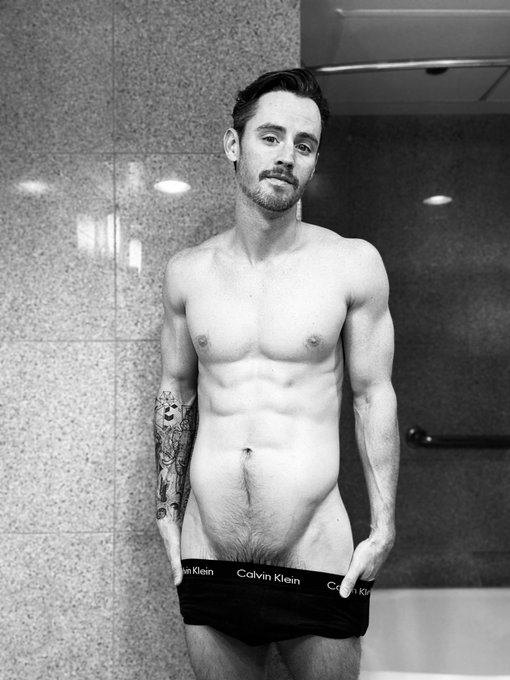 Never stop trying new things. You never know what you will find out about yourself. 😛 https://t.co/8