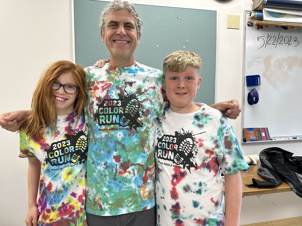 Tie dye day! 😍 #mustangsrun #rockitout