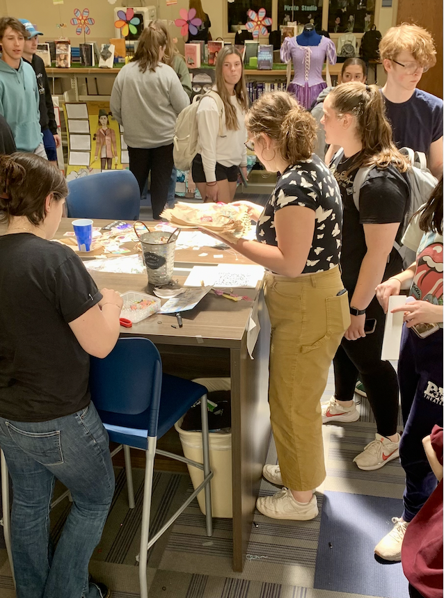 VickQuinn (@vickquin) on Twitter photo Another successful <a href="/BP_Anchor/">Bay Port Yearbook</a> annual Literary Arts Festival! Join us in the LMC for a celebration of the arts! 🎨✍️🥁 Another successful <a href="/BP_Anchor/">Bay Port Yearbook</a> annual Literary Arts Festival! Join us in the LMC for a celebration of the arts! 🎨✍️🥁