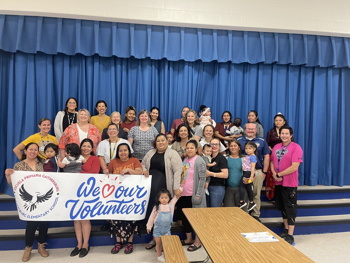 csl_msmax's tweet image. Today we celebrated all of our Gaithersburg ES parent volunteers! We are so thankful for their support and so happy to have them on our team ☺️