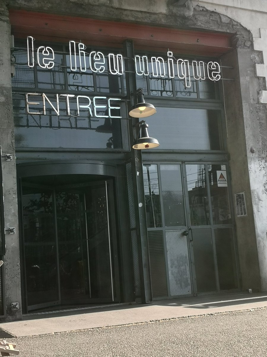 tpierrard's tweet photo. Belle exemple d'abondance énergétique. #lieuunique https://t.co/Ej3GR4FD09