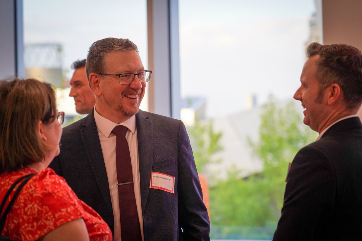 LucyMPowell's tweet photo. We had people from across the arts from film and tv to publishing, music, dance, performing and visual arts, live events, fashion and gaming all talking about how change is needed. 

Labour backs the creative industries to the hilt. /2 https://t.co/yGDAHTqsp6