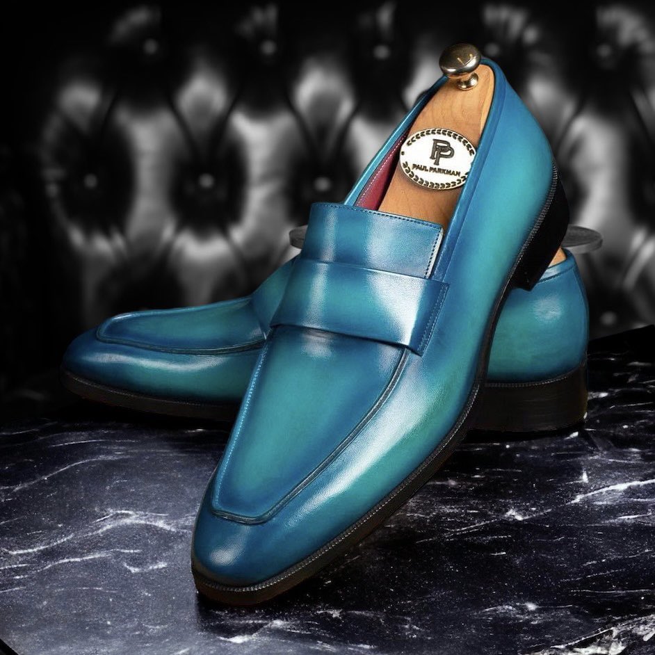 Paul Parkman Men's Turquoise Blue Loafers 

Website: paulparkman.com

#paulparkman #mensloafers #loafers  #mensshoes #handmadeshoes #bespokeshoes #luxuryshoes #designershoes