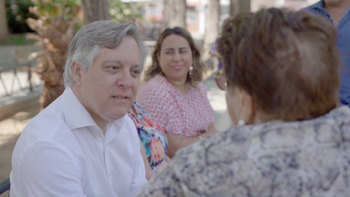 OscarTorresCFS's tweet photo. Conocemos las necesidades de las personas mayores de Cádiz.

➡️ Les hemos escuchado y nos comprometemos a tratarlos/as como se merecen, a cuidarlos y a cuidar a quienes les cuidan.

🔗 https://t.co/Tzb0tZTHK1

#ParaQueLaCiudadFuncione
#Cádiz
#ÓscarAlcaldeDeCádiz https://t.co/B15SzLJGkB