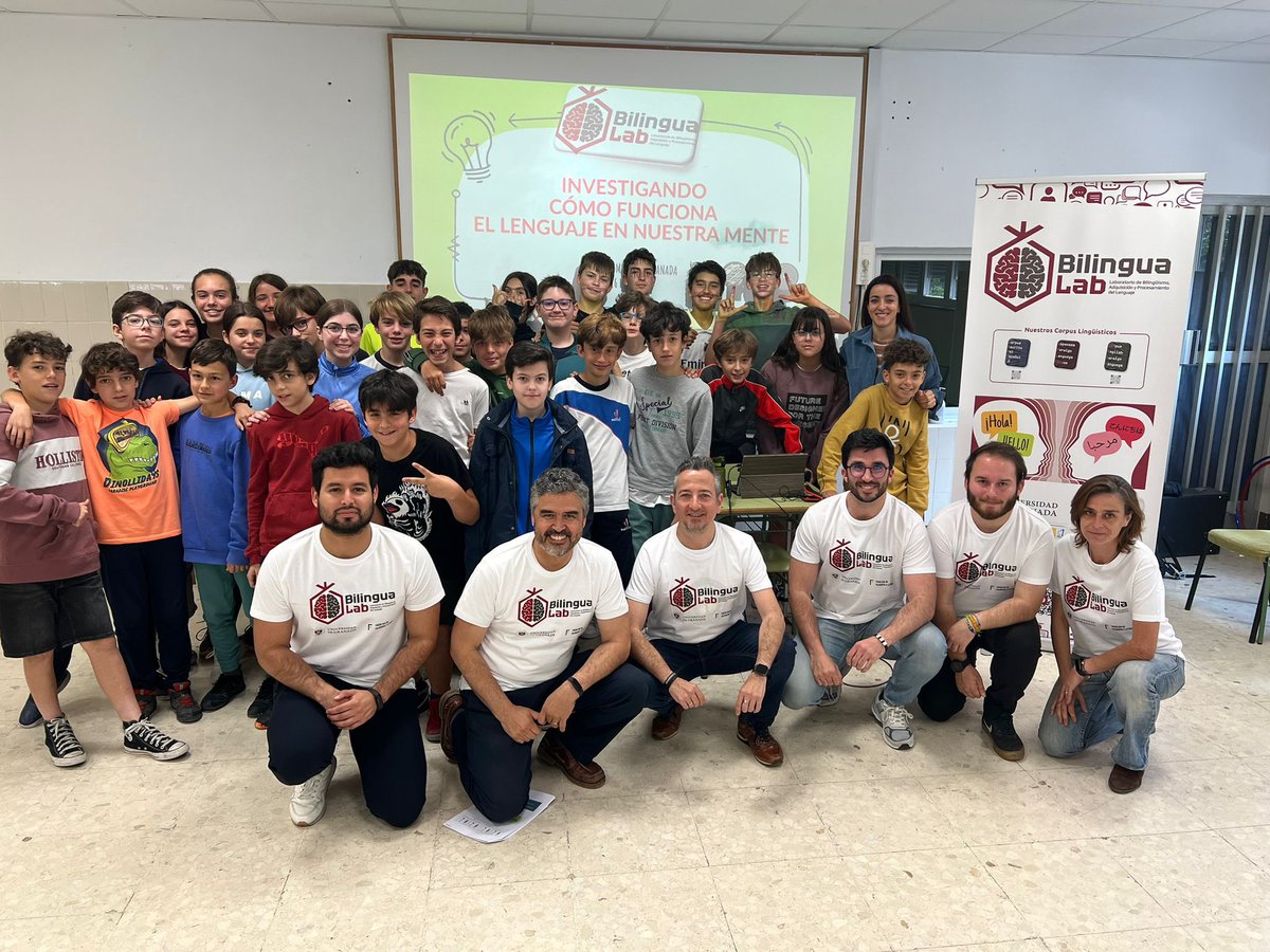 BilinguaLab_UGR (@bilingualab_ugr) on Twitter photo Hoy hemos estado en <a href="/MaristasGranada/">Maristas Granada</a> divulgando sobre psicolingüística y bilingüismo, acercando nuestra investigación a los alumnos.
Gracias al cole por la invitación y a todos los alumnos por habernos hecho pasar un rato genial!
<a href="/CanalUGR/">Universidad Granada</a> <a href="/IberlabE/">IberLab Unidad de Excelencia</a> <a href="/de_inglesa/">Departamento de Filologías Inglesa y Alemana UGR</a> <a href="/FyL_UGR/">Filosofía y Letras</a> Hoy hemos estado en <a href="/MaristasGranada/">Maristas Granada</a> divulgando sobre psicolingüística y bilingüismo, acercando nuestra investigación a los alumnos.
Gracias al cole por la invitación y a todos los alumnos por habernos hecho pasar un rato genial!
<a href="/CanalUGR/">Universidad Granada</a> <a href="/IberlabE/">IberLab Unidad de Excelencia</a> <a href="/de_inglesa/">Departamento de Filologías Inglesa y Alemana UGR</a> <a href="/FyL_UGR/">Filosofía y Letras</a>