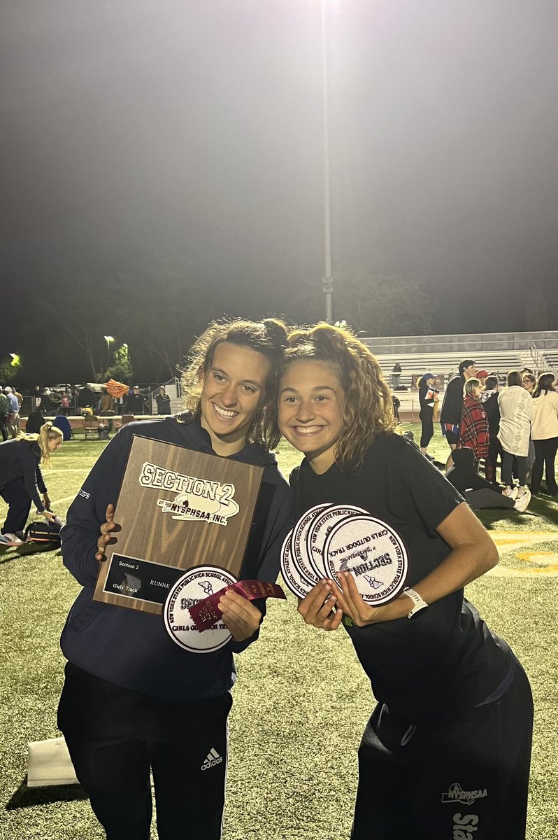 AMarathakis's tweet photo. Congratulation Track &amp; Field on finishing 2nd at Sectionals🥈‼️ Special shout out to our event winners🥇👏🏼‼️ Academy is lucky to have such dedicated scholar-athletes and coaches💙❤️ #AcademyWay #ScholarAthletes @albanyacademies @jclay766 @xcountry73 https://t.co/dOkU5Co2wc