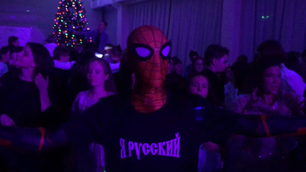 tebe_vjebat's tweet photo. русский человек-паук: *существует* https://t.co/ZIxfBZqMnL