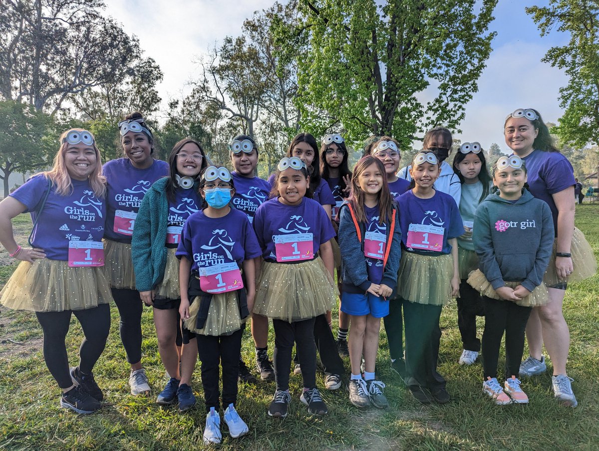 StonegateGATORS's tweet photo. Congratulations to our Stonegate 2023 Girls on the Run team for completing their 5K at Vasona Park! https://t.co/iWLsXp2qIl https://t.co/BmFgHs43r8