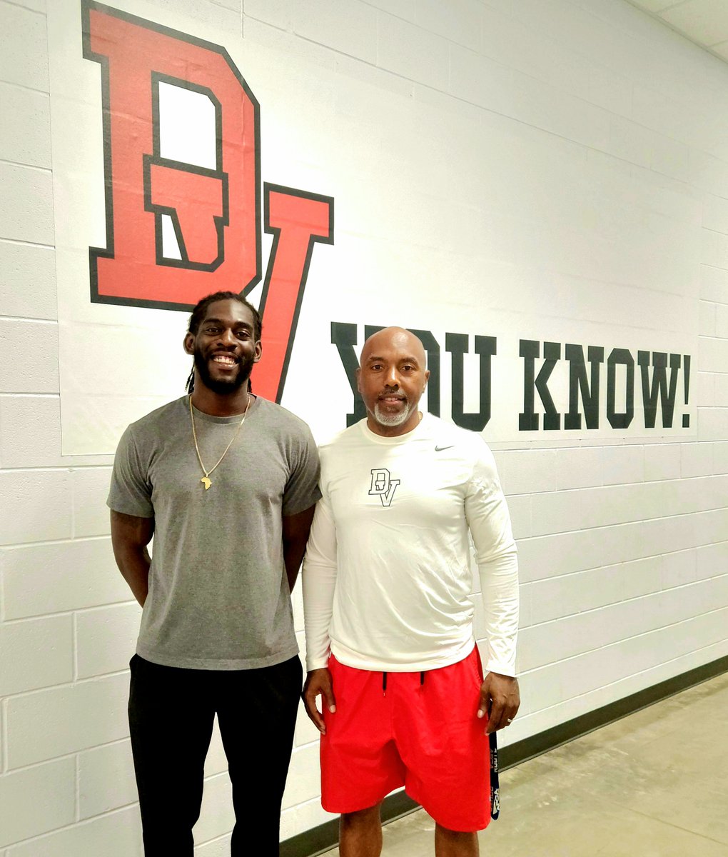 Todd Patmon (@coachpatmon) on Twitter photo Another good one!🥤Excited to officially announce our CBs coach, Aaron Matthews! Happy to have him join our staff & community and about the value he brings.
Joining us from Southern Arkansas University, please help me welcome <a href="/CoachAMatt/">Aaron Matthews</a> to the DV family! #TXST 🏈alum
#DVYK Another good one!🥤Excited to officially announce our CBs coach, Aaron Matthews! Happy to have him join our staff & community and about the value he brings.
Joining us from Southern Arkansas University, please help me welcome <a href="/CoachAMatt/">Aaron Matthews</a> to the DV family! #TXST 🏈alum
#DVYK