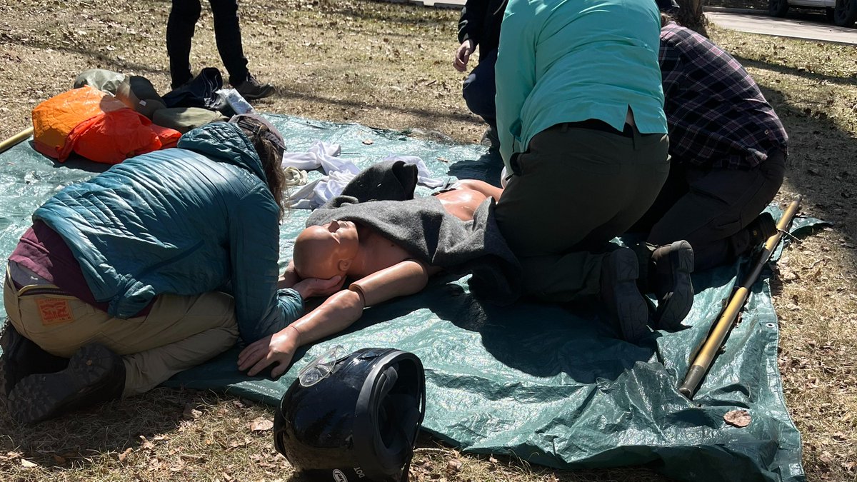 UofA Field Research (@uofafro) on Twitter photo 2023 Wilderness First Aid Course for <a href="/UAlberta/">University of Alberta</a> field researchers! <a href="/UofA_HSE/">UAlberta HSE</a> <a href="/ualbertaScience/">UAlbertaScience</a> <a href="/UofAALES/">UAlberta Faculty of ALES</a> 2023 Wilderness First Aid Course for <a href="/UAlberta/">University of Alberta</a> field researchers! <a href="/UofA_HSE/">UAlberta HSE</a> <a href="/ualbertaScience/">UAlbertaScience</a> <a href="/UofAALES/">UAlberta Faculty of ALES</a>