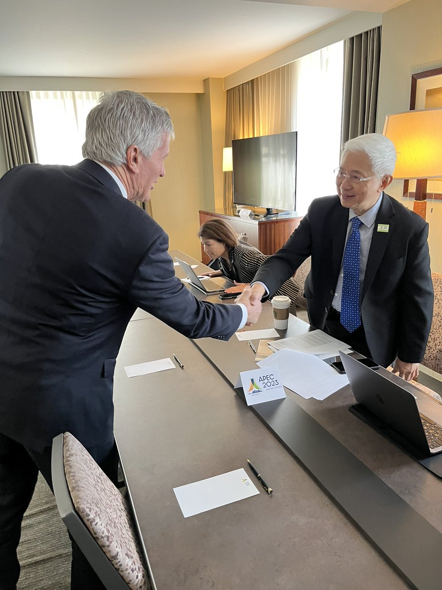 DamienOConnorMP's tweet photo. Wonderful to meet with Philippines Secretary of Trade and Industry Alfredo Pascual to discuss opportunities to further strengthen our already warm relationship through increased trade and economic cooperation. https://t.co/oz18YRLSqh