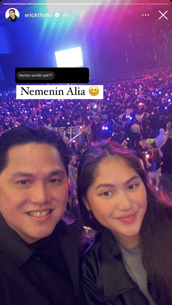 MINSUGAHQ's tweet photo. [#SugaHQ_Update] Indonesia's Minister of State Owned Enterprises Erick Thohir, via Instagram Story

*he attended the #SUGA_AgustD_TOUR_in_Jakarta with his daughter https://t.co/u51QSneLLD