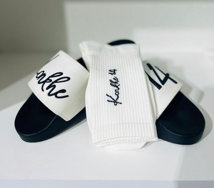KonkheC's tweet photo. Tomorrow we Giving away Socks 🧦, slides and sneakers 👟 💃 🕺🏿 

Retweet for awareness ❤️

Coolest clothing brand in Africa 

#konkhekuhambakahleclothing https://t.co/8muBZ9voR2