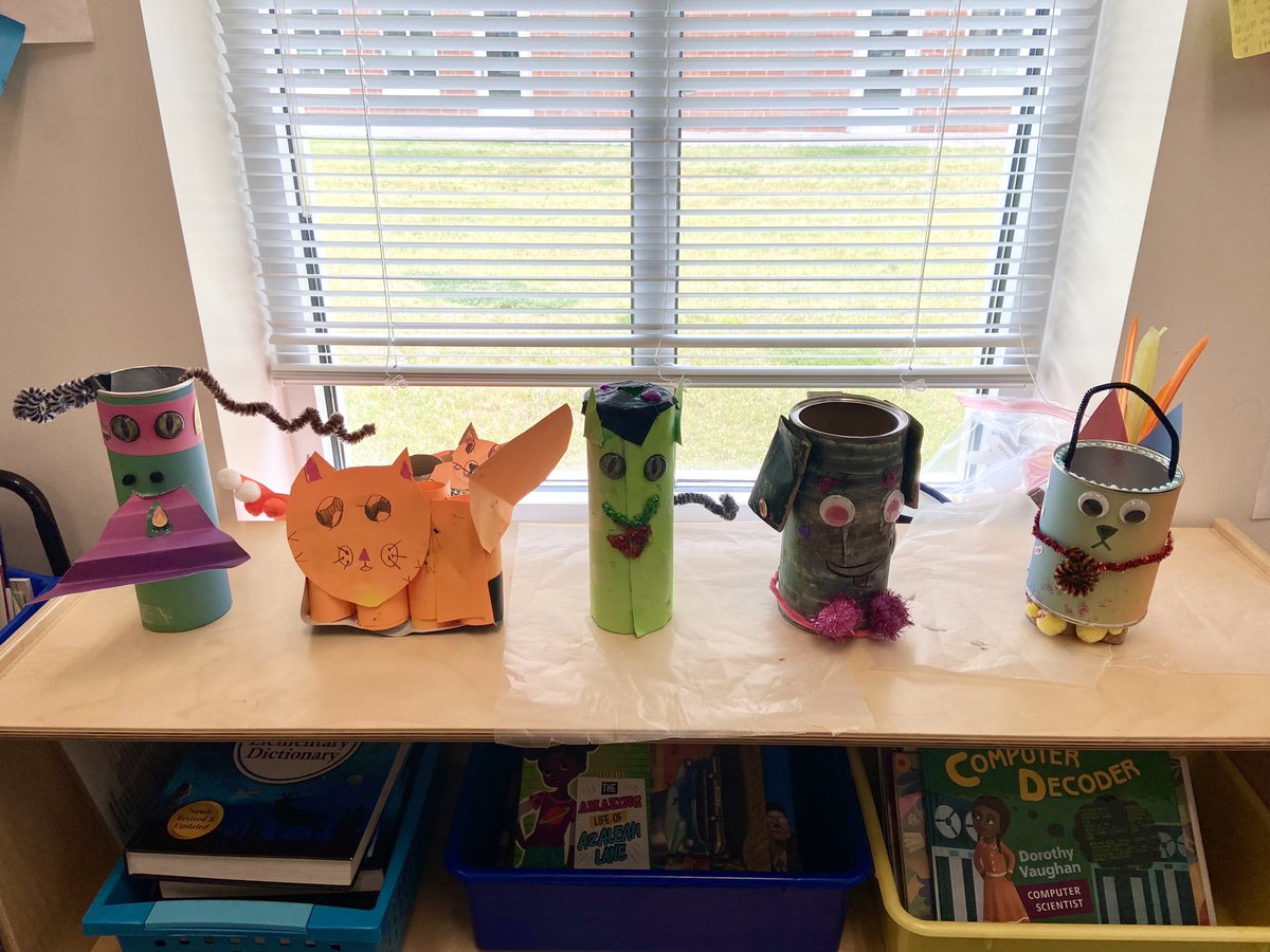 Some of our pencil holder projects we made during our Economics unit. They are so creative! 💙🐸💙